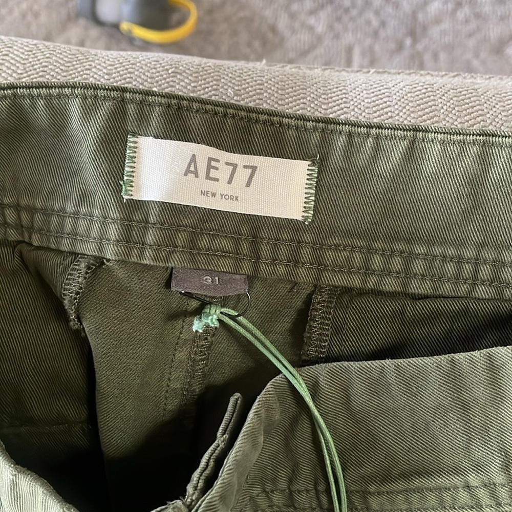 AE 77 Cargo Shorts - Picture 4 of 8